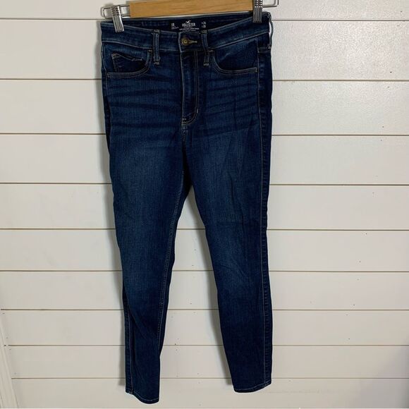 Hollister Ultra High-Rise Jean leggings Hollister advanced stretch size 26 - Picture 9 of 9